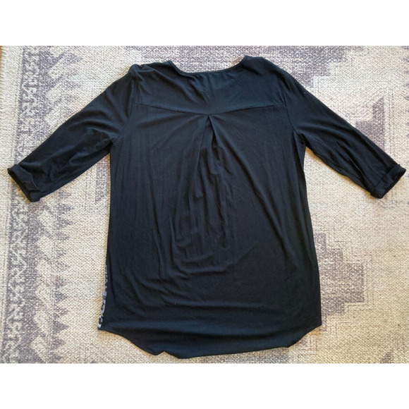 Womens Sz Medium VINCE CAMUTO Leopard Print Quarter Zip‎ Top Blouse 3/4 Sleeve - Picture 10 of 10